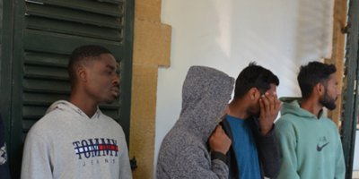 Ülkede kaçak yaşayan 5 zanlı mahkemeye çıkarıldı