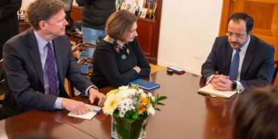 "DiCarlo genişletilmiş görüşme için davet iletti"