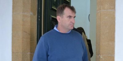 İş yapma izni olmadan çalıştı