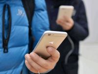 Apple yavaşlatılan iPhone'lar için özür diledi