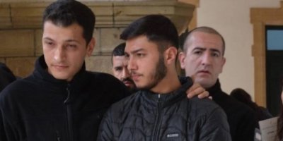 Erkek öğrenci yurdunda resepsiyonistin elini kesti!