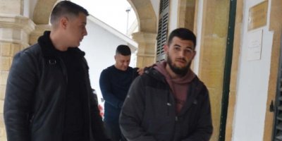 Evinde silah ve mermi bulundu