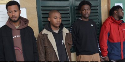 Yurt odasında uyuşturucu ile yakalandılar