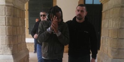 Evinde uyuşturucu bulundu