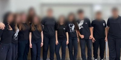 Bekirpaşa Lisesi öğrencileri, siyah tişört eylemi!