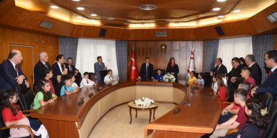 Koltuklar çocuklara devredildi!