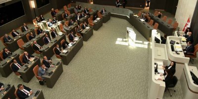 Genel Kurul, yeni binasında toplandı