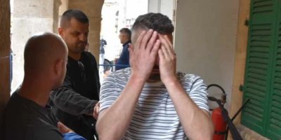 Uyuşturucuyla yakalanan ve kaçak olduğu tespit edilen zanlı tutuklandı