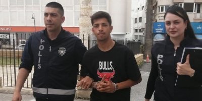 Güvenlik görevlisi iş arkadaşını bıçakladı
