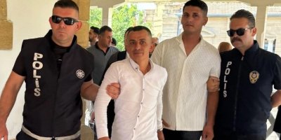 İnsan kaçakçılığı yapan sanıklara birer yıl hapis cezası!