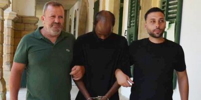 45 gram uyuşturucuyla yakalandı