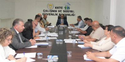 Emekçinin gözü asgari ücret masasında!