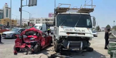 Lefkoşa’da feci kaza: 3 yaralı