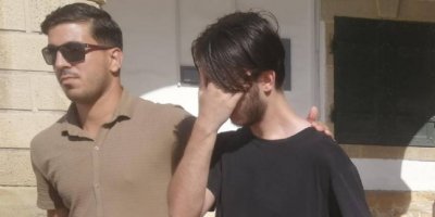 Sahte ehliyetle yakalanan zanlı, kaçak çıktı