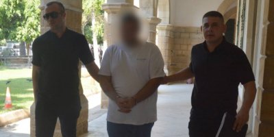 220 gün izinsiz olarak KKTC’de ikamet ettiği tespit edildi