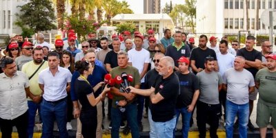 Koop-Sen’in süresiz grevi 7. gününde Turizm Bakanlığı önünde sürecek