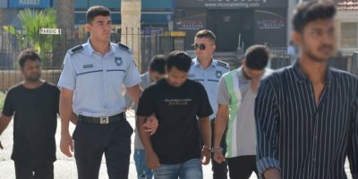 9 kaçak mahkemeye çıkarıldı