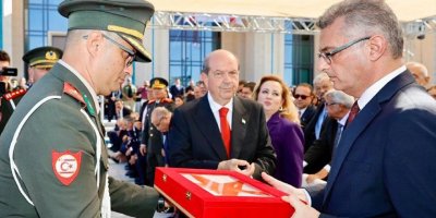 Cumhurbaşkanı Tufan Erhürman görevi 5. Cumhurbaşkanı Ersin Tatar’dan devraldı