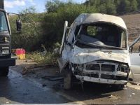 Direksiyon hakimiyetini kaybetti, kaza yaptı