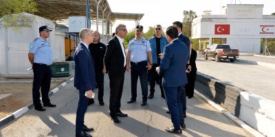 "Esas çözüm, Lefkoşa'da en az bir araçlı geçiş noktasının daha açılmasıdır"