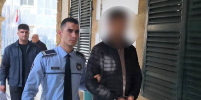 Eski sevgilisini tehdit eden turist cezaevine gönderildi