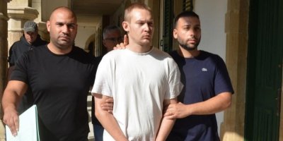 Ülkeye 3 buçuk kiloya yakın uyuşturucu madde soktuğunu itiraf etti