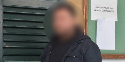 Husumetlisini bıçakladı