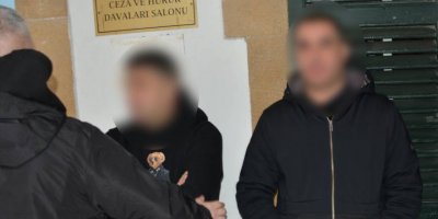 Ülkeye uyuşturucuyla giren zanlılardan komik savunma: “Almanya’dan geldik orada serbest”