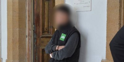 Sapık zanlı Kimseye anlatmaması için genç kadına para teklif etmiş!