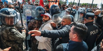 Meclis önündeki eylemde tansiyon yüksek!