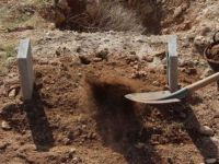 Gaziantep'te cesedi valizde parka atılan bebeğin cenazesine 8 kişi katıldı