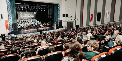 DAB Altın Kalpler Korosu yine muhteşem bir konsere imza attı