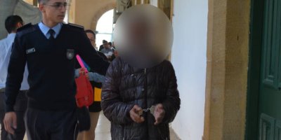 Hırsızlıktan tutuklanan zanlının 2 bin 321 gündür kaçak olduğu ortaya çıktı