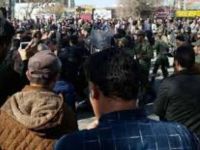 İran'daki protestolar... 10 ölü, 377 gözaltı