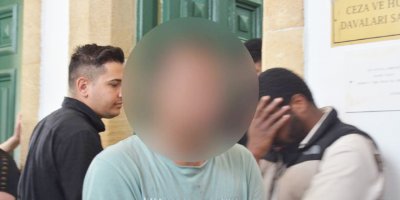 Bağış kutusundaki parayı sirkat etti, 44 gündür kaçak olduğu kaçak çıktı