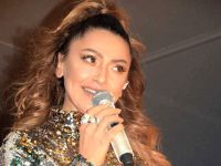 Hadise’den muhteşem açılış