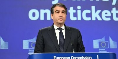 Fitto: Kıbrıs sorunu çözülmeden Doğu Akdeniz’deki gerginlik azalmayacak