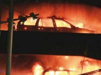 Bin otomobil kül oldu!