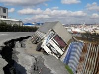 Esenyurt'ta temel kazısı sırasında toprak kayması
