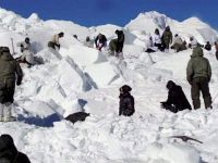 Cammu keşmir'de çığ: 11 ölü