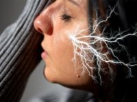 Delirten hastalık Trigeminal nevralji yüzünden Reyhan Candar'ın hayatı kabusa döndü!