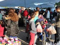 Güneşi gören pazara koştu