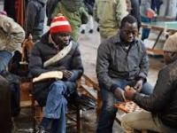 Hollanda'da mülteci kamplarında ceza uygulaması