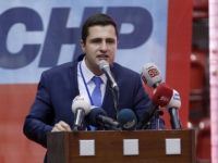 CHP İzmir İl Kongresi'nde kazanan Deniz Yücel oldu