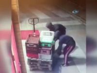 Tuzla'daki ekmek kasası hırsızları kamerada