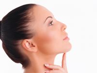 Yüz güzelliğinin önemli unsuru: Çene