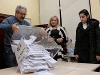 Kimse kimseyi istemiyor