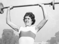 Bilim insanları: Kadınlar erkeklerden biyolojik olarak daha güçlü