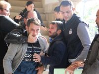 Baba oğul ortalığı birbirine kattı