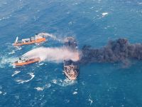 Çin’de bir haftadır yanan Panama bandıralı tanker gemisi battı